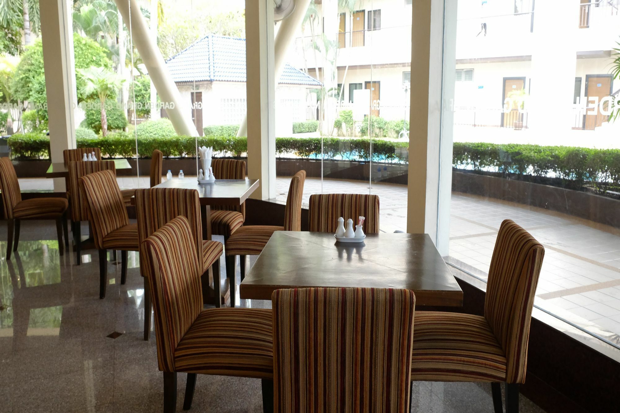 Grand Garden Hotel & Residence Rayong Exterior foto